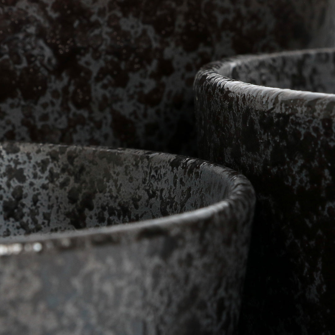 Jasper eet- & drinkkom - black dots