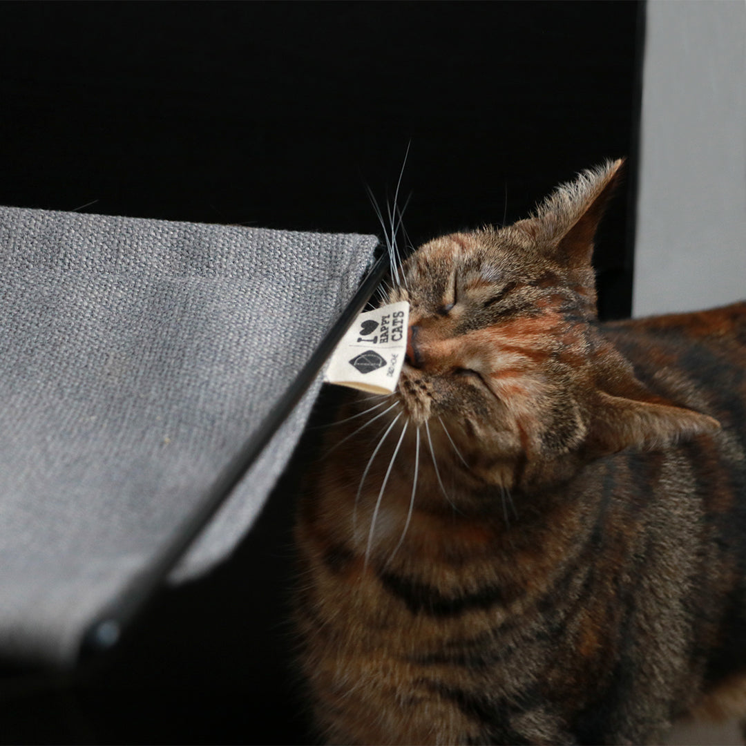 OLIVER_Bed_en_radiatorhangmat